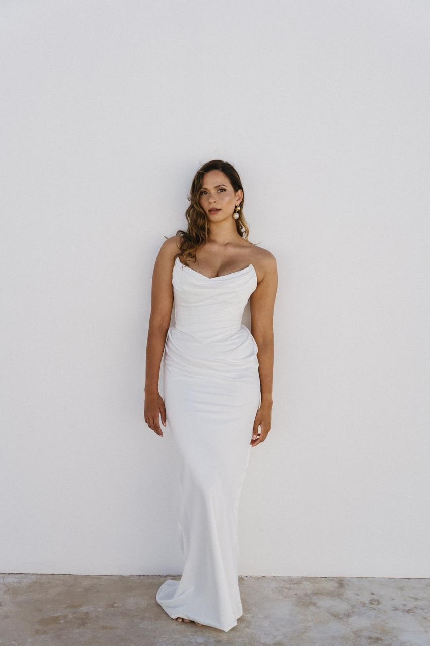Lyra bridal gown, editorial view 5