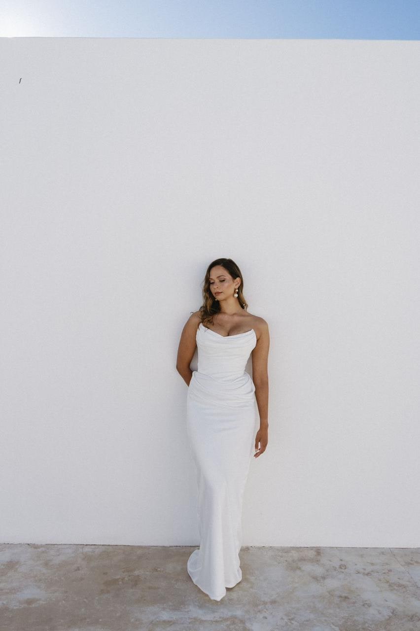 Lyra bridal gown, editorial view 4