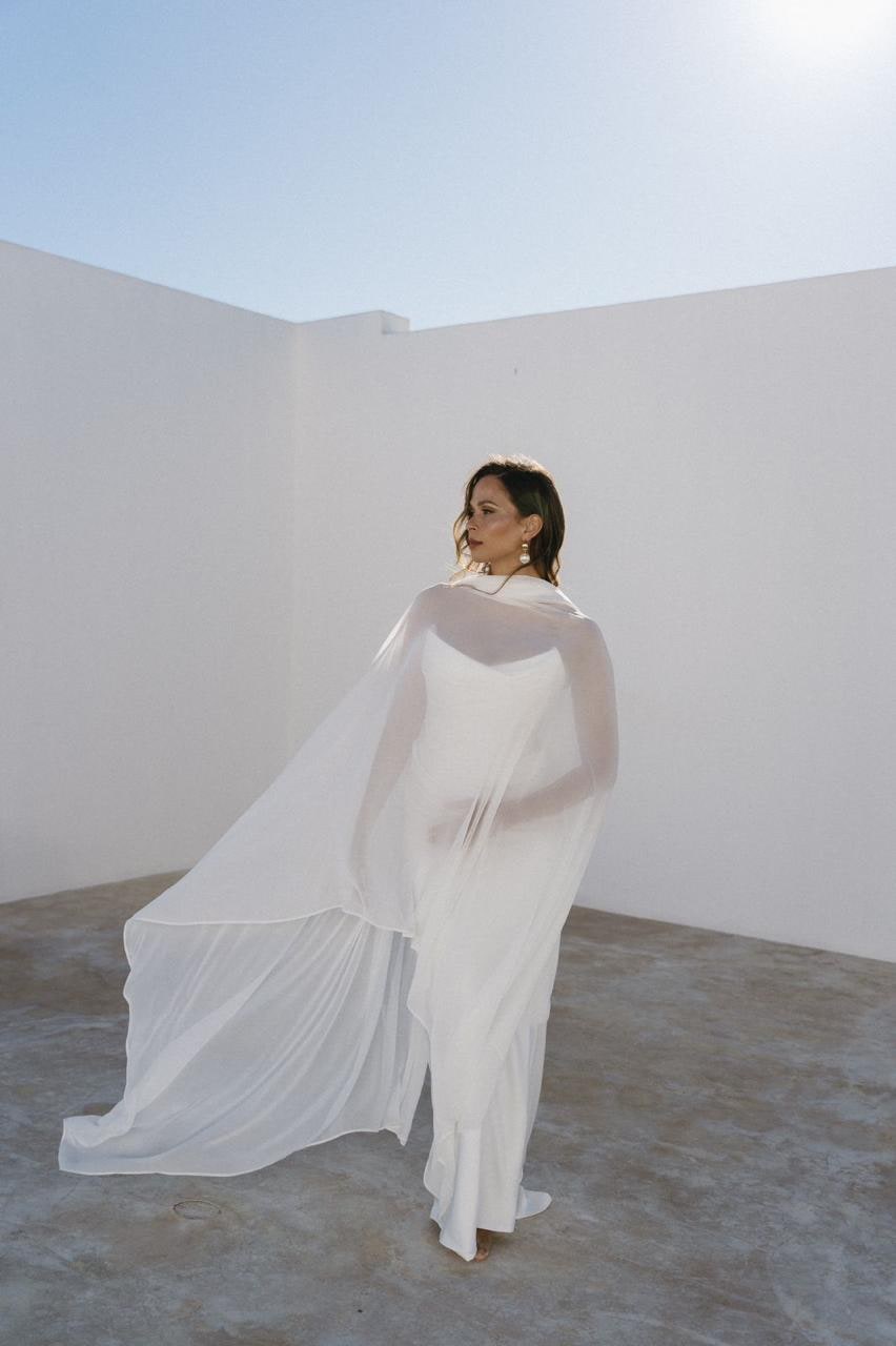 Lyra bridal gown, editorial view 1