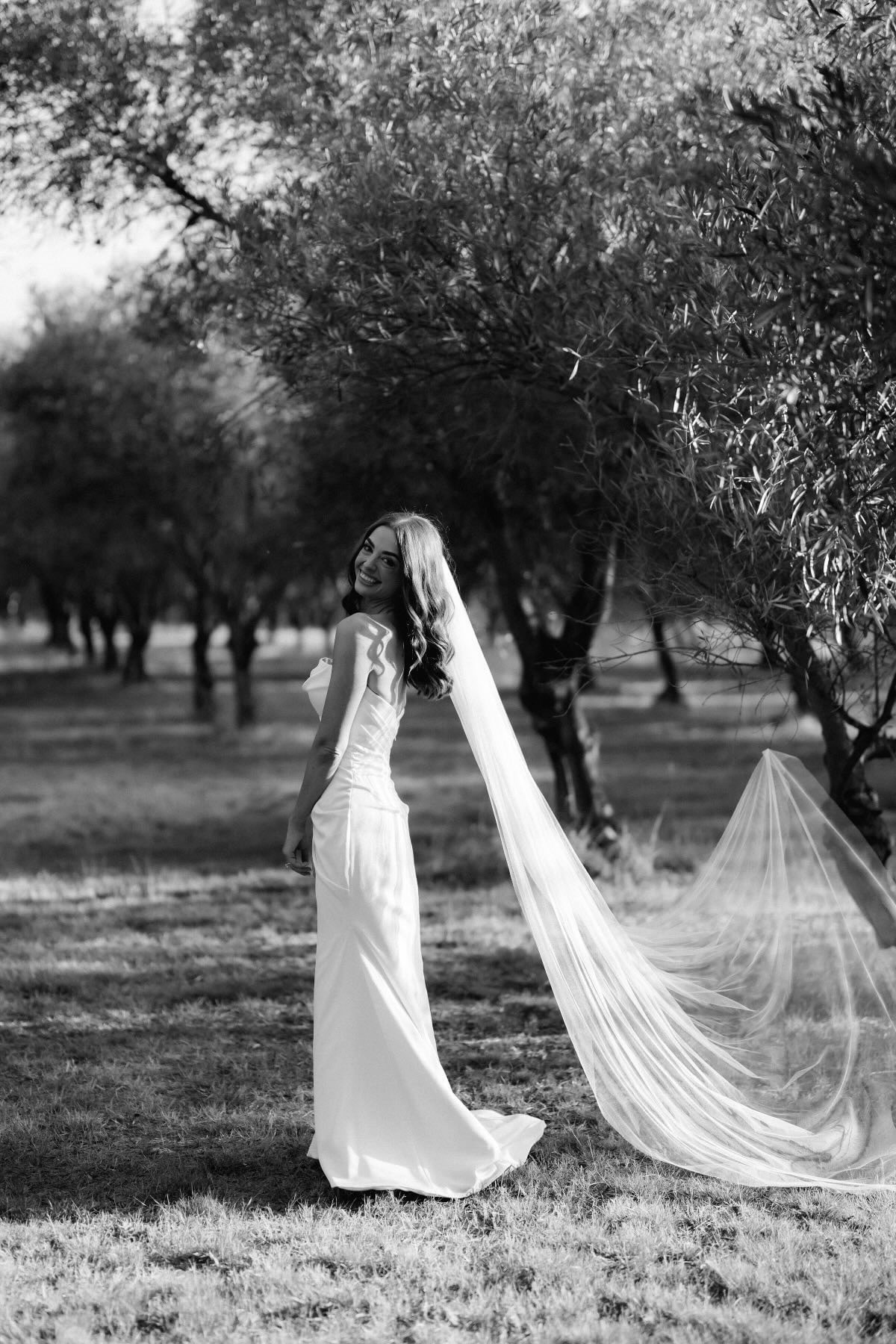 Nymph bridal gown, editorial view 12